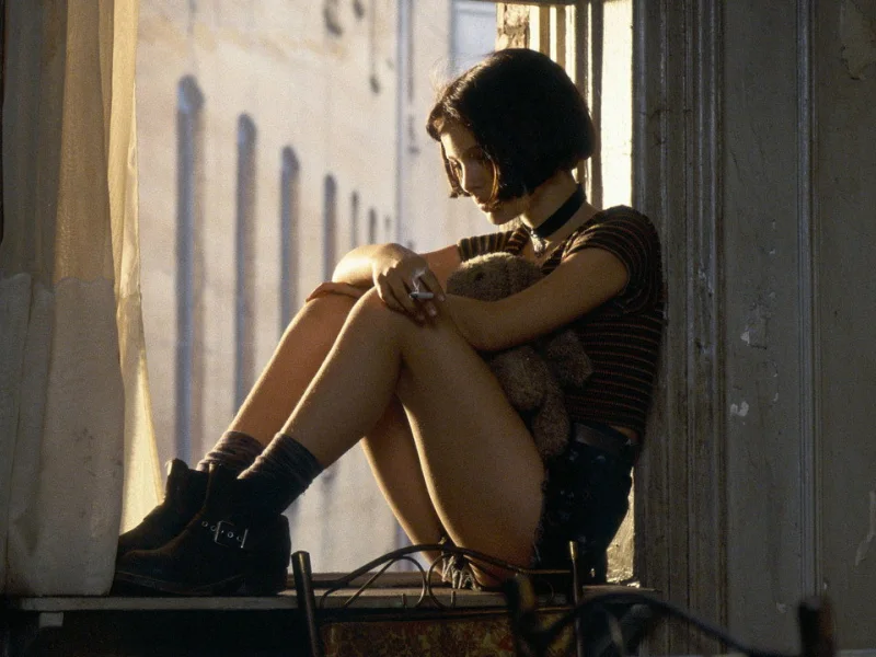 Léon still